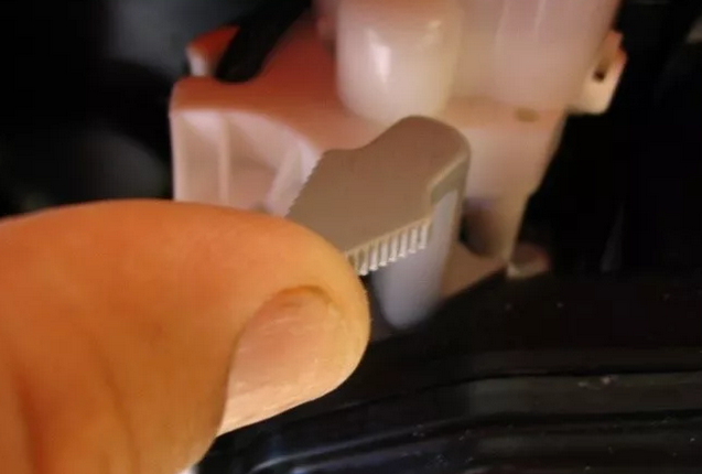 雙輸出液壓機(jī)動(dòng)泵維修維護(hù)指導(dǎo)說(shuō)明書(圖10) 雙輸出液壓機(jī)動(dòng)泵維修維護(hù)指導(dǎo)說(shuō)明書(圖10)